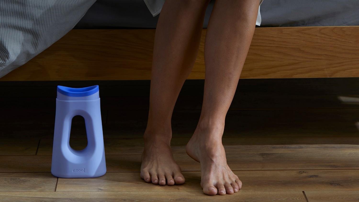 LOONA_Key_Art_Under_Bed_Loona_Blue_RGB_72dpi_Landscape_16x9_6000x337_da5d291e-18a4-4415-b207-7c1a431242de